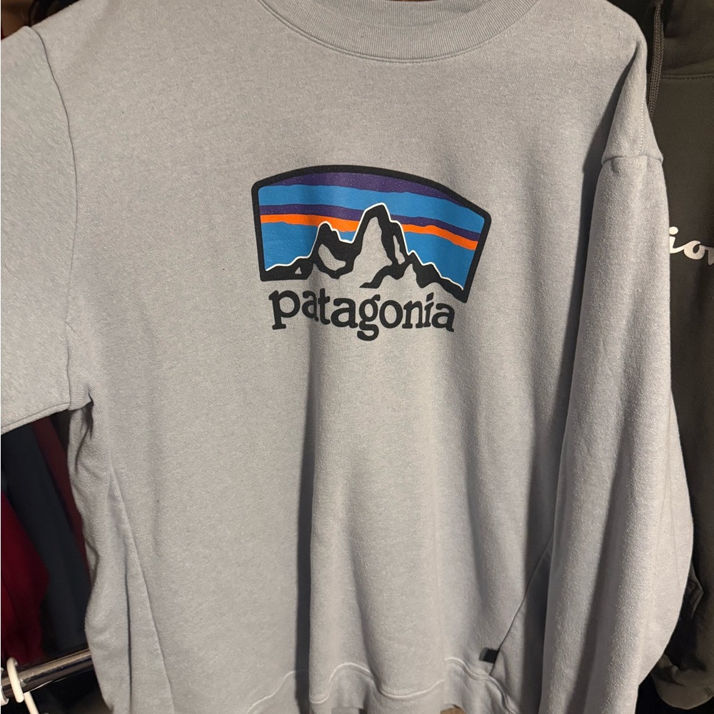 Patagonia Heather Gray Uprising Sweatshirt